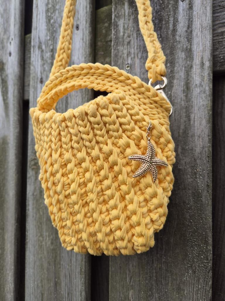 Yellow stylish crochet purse, Ophalen of Verzenden, Nieuw, Geel, Schoudertasje