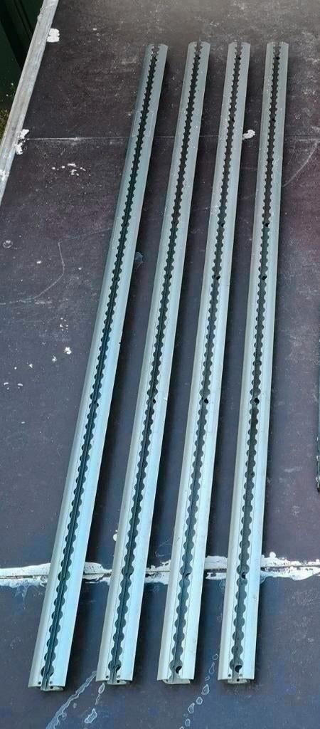 Mercedes Vito & Viano, W639 & W447 ' VLOERRAILS PER STUK..!!, Ophalen of Verzenden, Gebruikt