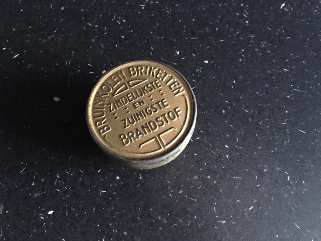 Antiek Speldenkussen in Doosje - Reclameobject, Ophalen of Verzenden