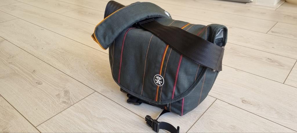 Crumpler Camera Tas t.e.a.b., Ophalen of Verzenden, Zo goed als nieuw, Schoudertas, Crumpler