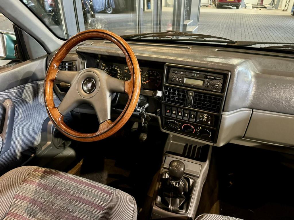 Renault 19 1.8 TXE groen Cabrio, Auto's, Renault, Voorwielaandrijving, 4 cilinders, Cabriolet, 4 stoelen