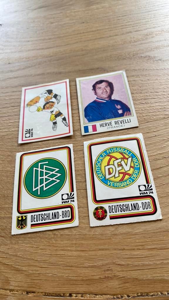 Panini 4 x wk 74, Verzamelen, Sportartikelen en Voetbal, Ophalen of Verzenden, Zo goed als nieuw, Buitenlandse clubs, Poster, Plaatje of Sticker