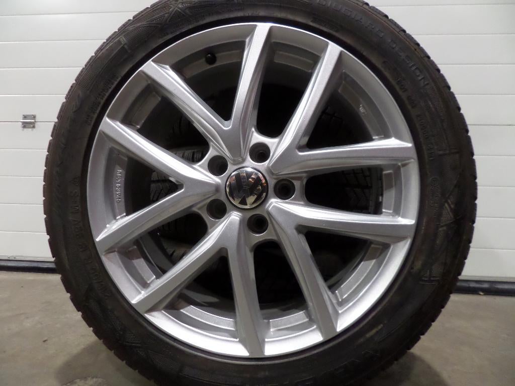 ZGAN 18" VW ID3 / Cupra Born velgen A-Merk Winterbanden, Ophalen, 18 inch, 215 mm, Banden en Velgen