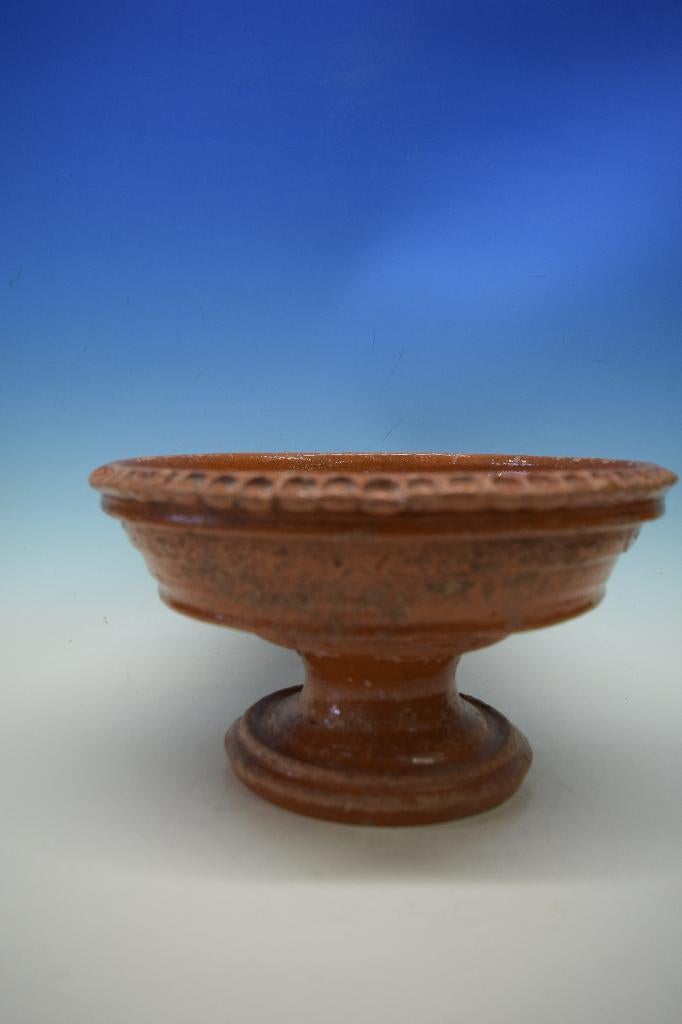 Bodemvondst aardewerk 17  -18 de eeuwse versierde voetschaal, Ophalen of Verzenden