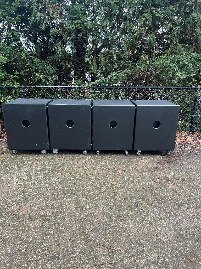 Subwoofers met RCF L18 G400  Speaker, Ophalen, Gebruikt, Audio