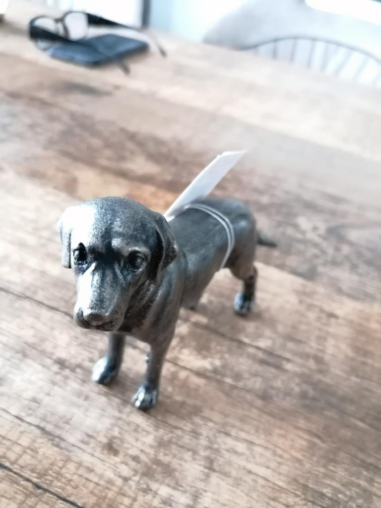 Jachthond. Teckel mopshond. Sculptuur Hond, Ophalen of Verzenden, Zo goed als nieuw, Hond of Kat, Beeldje of Figuurtje