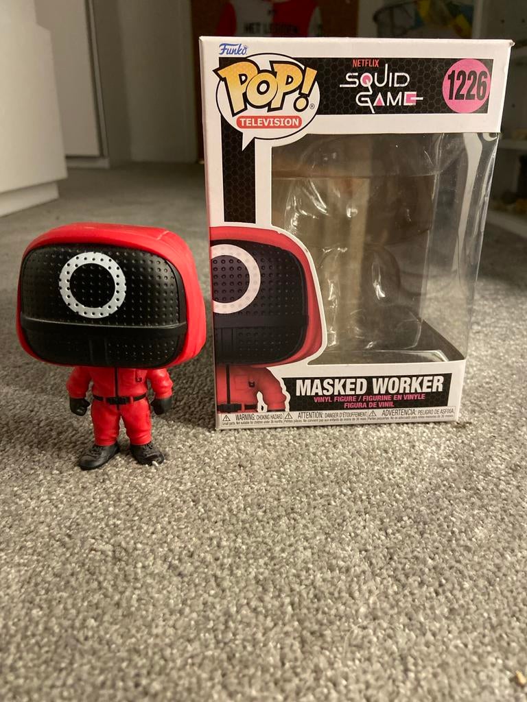 Squid Game Masked Worker Funko Pop #1226, Ophalen of Verzenden, Zo goed als nieuw
