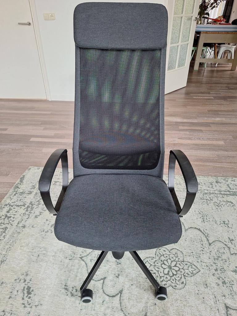 Donkergrijze bureaustoel - In hoogte verstelbaar, Ophalen, Gebruikt, Grijs, Bureaustoel