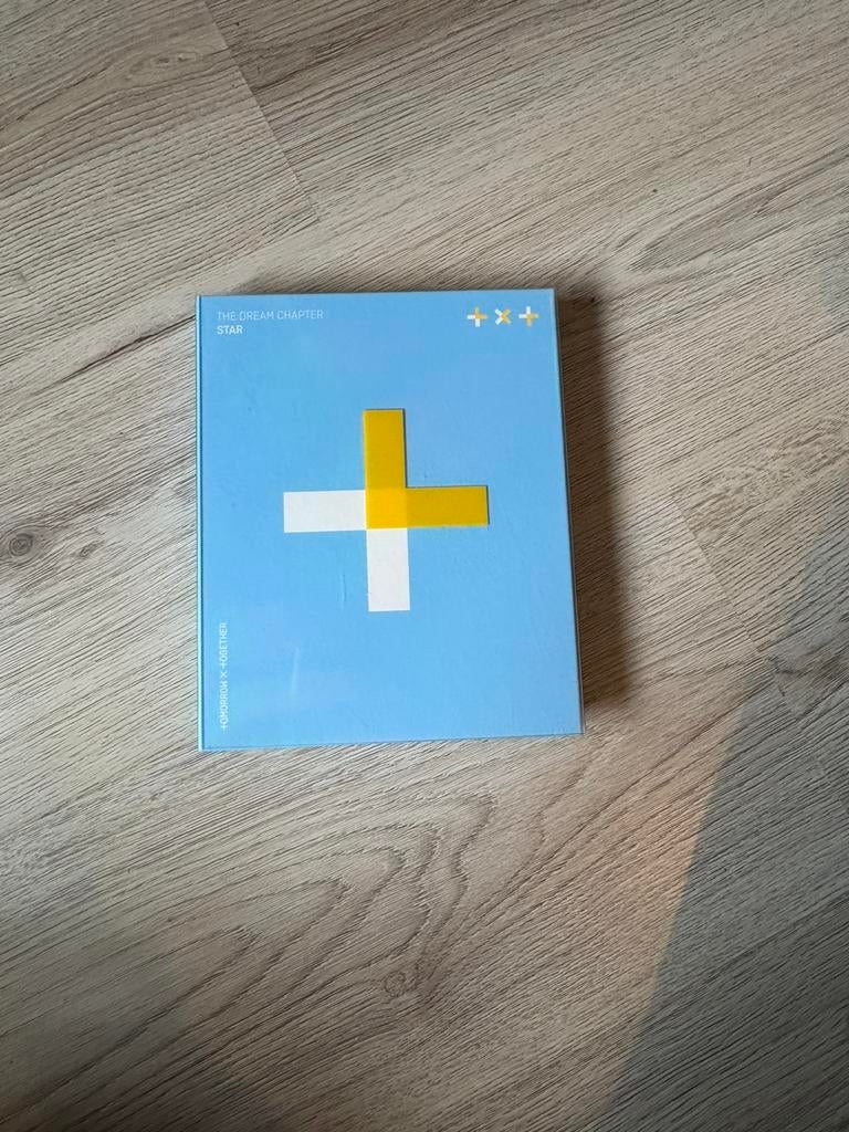 Txt Albums, Ophalen of Verzenden, Zo goed als nieuw, Aziatisch