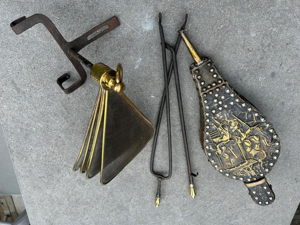 Antiek Haardstel - Tang, Pook, Blaasbalg & Vonkenscherm, Ophalen, Gebruikt, Vrijstaande haard, Houthaard