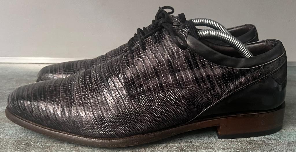 Ambiorix. Leren veterschoenen. Mt 42 1/2., Ambiorix, Zwart, Ophalen of Verzenden, Zo goed als nieuw