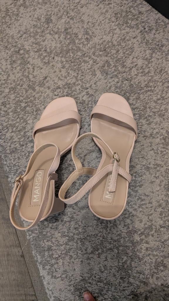 Mango Hakken - Maat 39 - Zo goed als nieuw!, Kleding | Dames, Schoenen, Mango, Ophalen, Zo goed als nieuw, Pumps