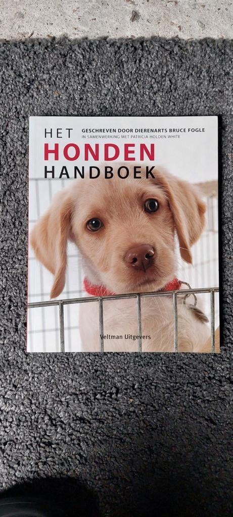 Het Honden Handboek, Dierenarts Bruce Fogle., Boeken, Ophalen of Verzenden, Honden