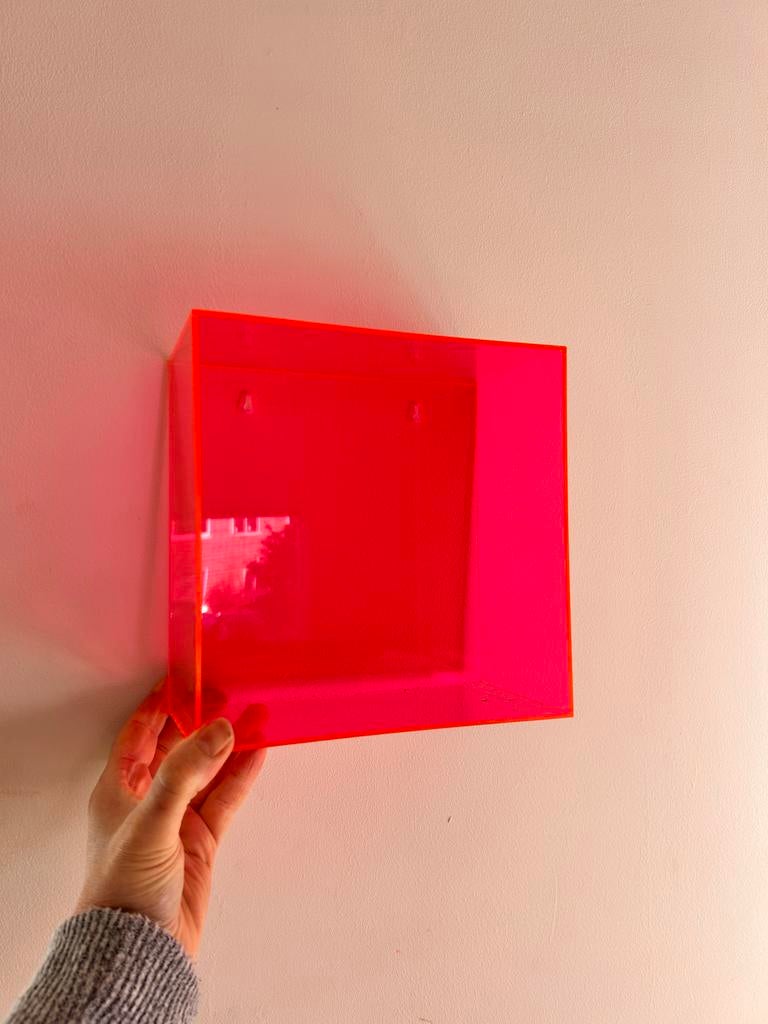 4 Kwantum Wandplankjes Fluor Roze - Nieuwstaat, Huis en Inrichting, Ophalen, Zo goed als nieuw