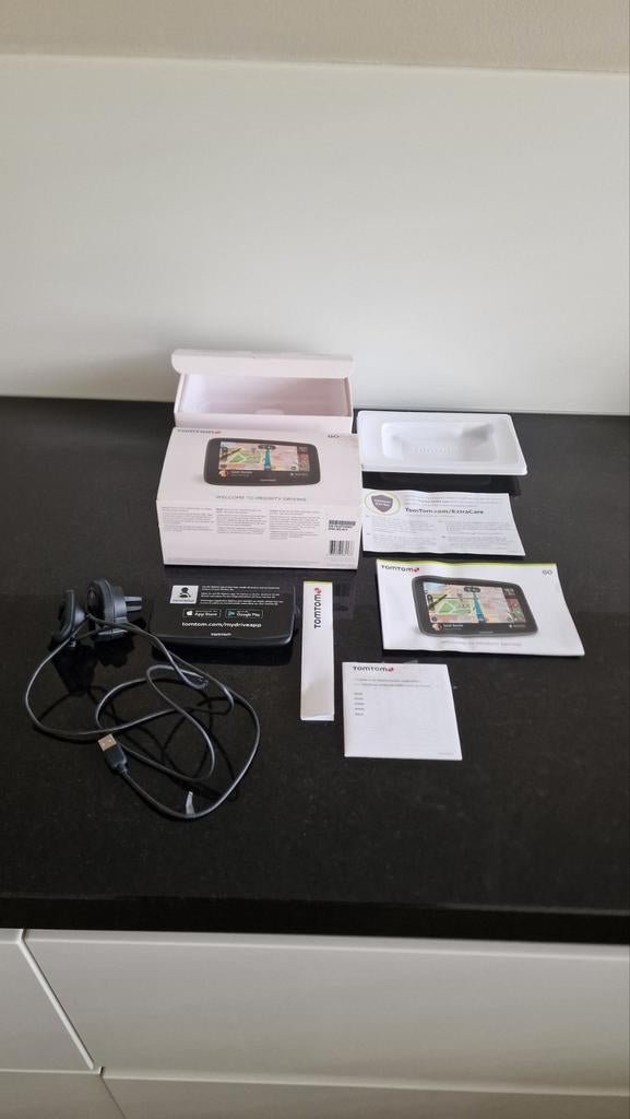 Nieuw TomTom GO 520 Navigatiesysteem in doos., Auto diversen, Autonavigatie, Ophalen of Verzenden, Zo goed als nieuw