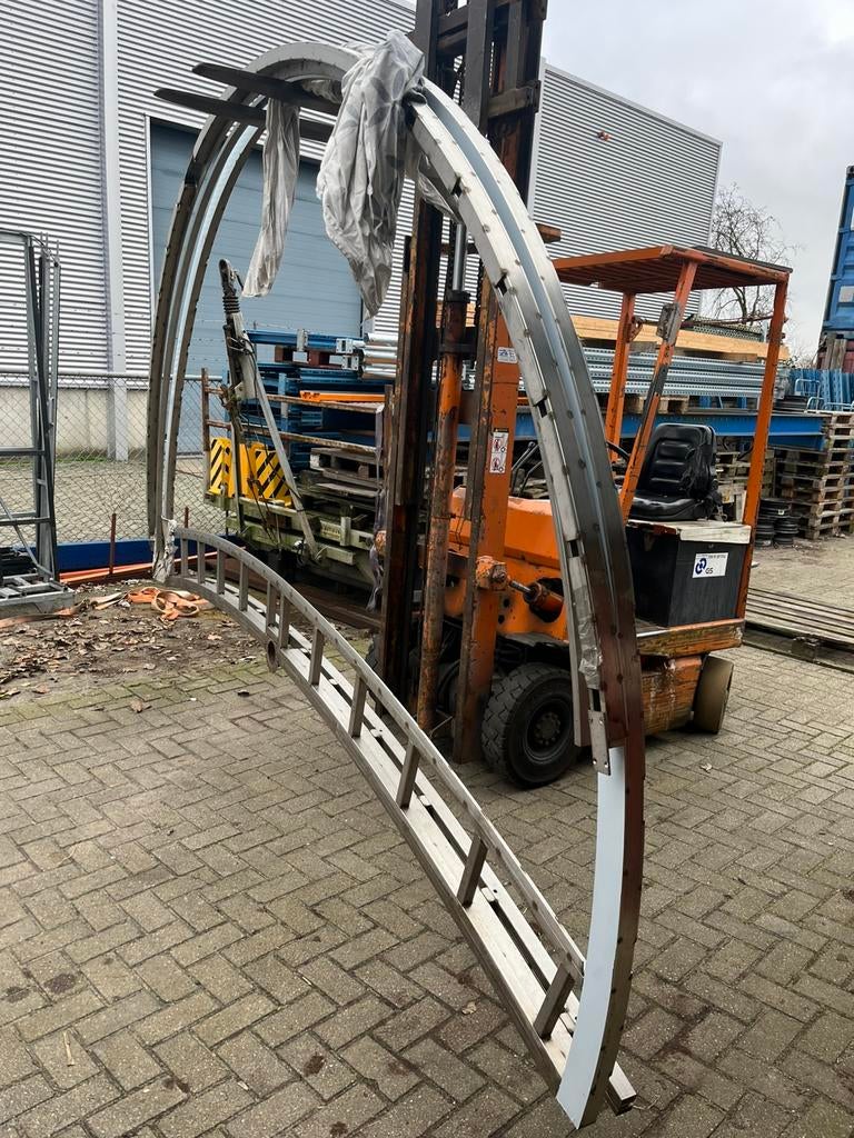 Metalen bogen boogframe ijzer gevel frame raam, Doe-het-zelf en Verbouw, Metalen, Ophalen