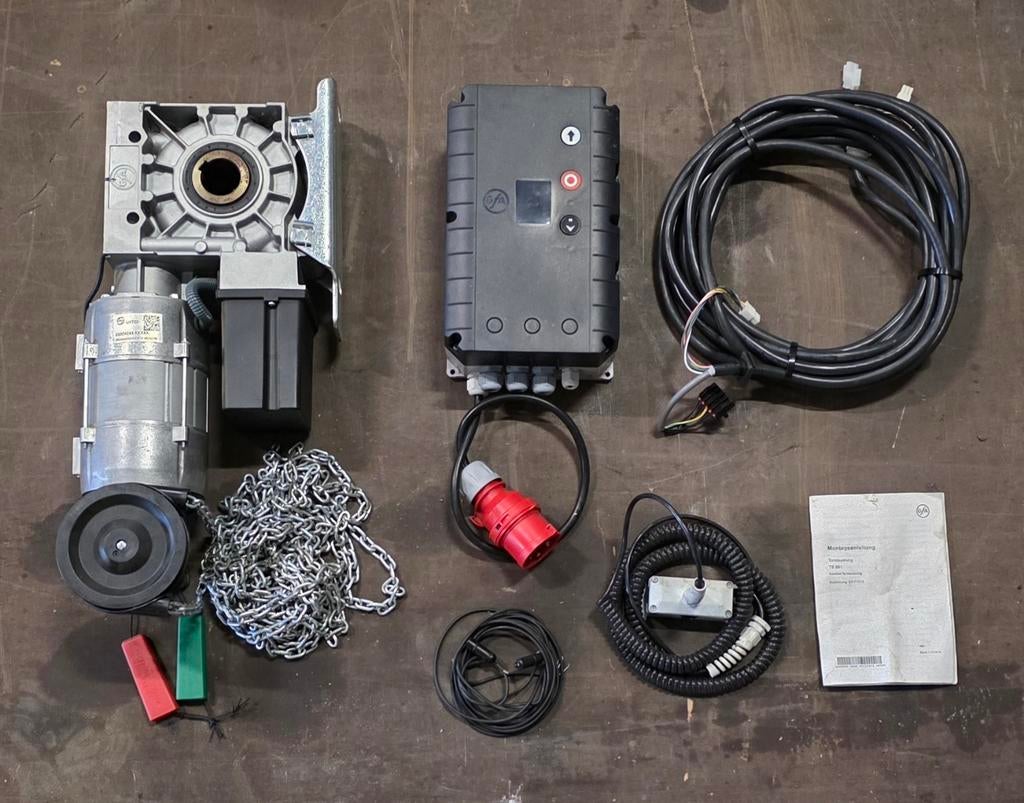 Motor Overheaddeur rolluik, Doe-het-zelf en Verbouw, Rolluiken, Zo goed als nieuw, 200 cm of meer, 200 cm of meer, Ophalen of Verzenden