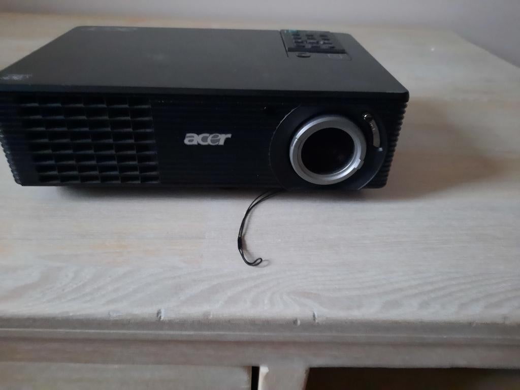 Beamer/Projector Acer DLP x1260P, Ophalen, DLP, Overige resoluties, Gebruikt