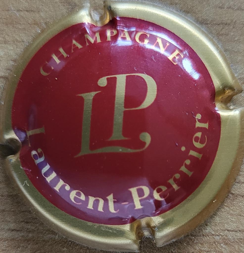 Champagnecapsule LAURENT-PERRIER bordeaux & goud nr. 40, Ophalen of Verzenden, Nieuw, Frankrijk, Champagne