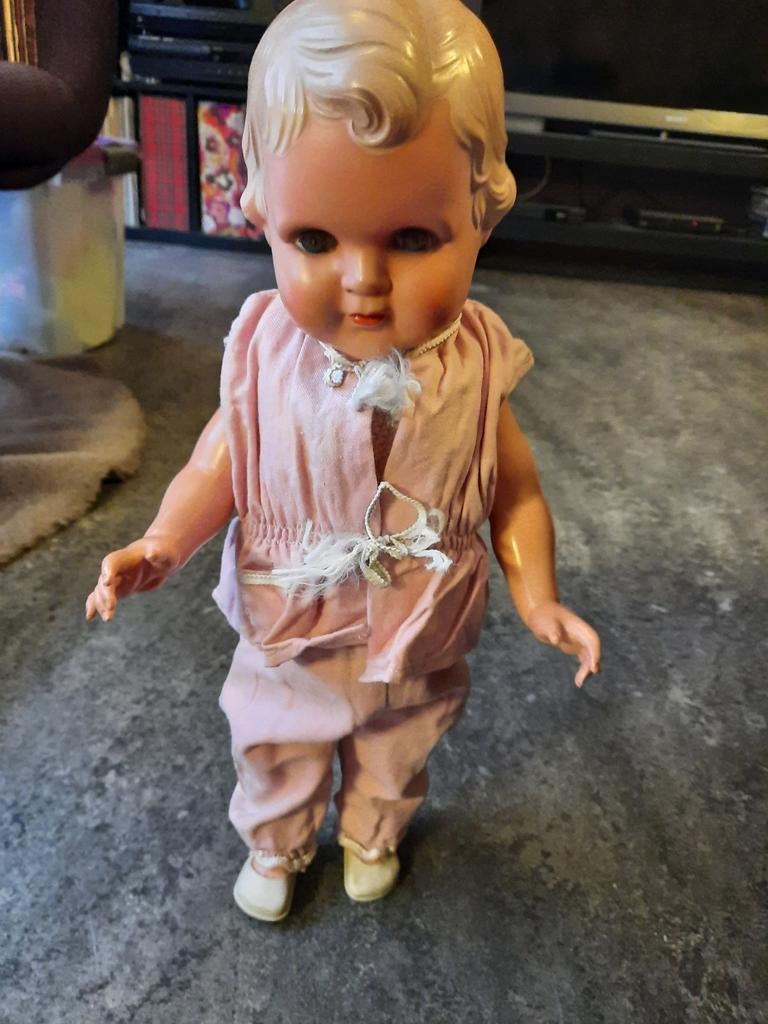 Antieke Pop -  merk minerva Made in Germany, Ophalen of Verzenden, Gebruikt, Pop