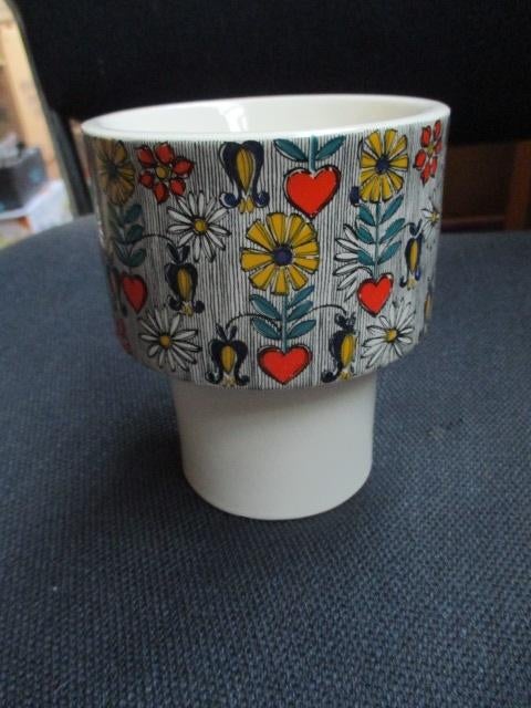 Kandelaar w goebel, w. Germany, bloemen en hartjes, Antiek en Kunst, Ophalen of Verzenden