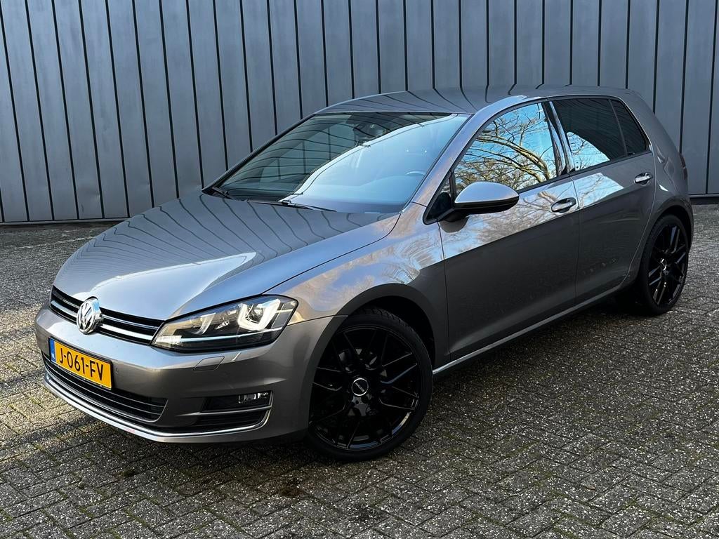 VOLKSWAGEN GOLF 1.4 TSI LED CC SFEERVERLICHTING STOELVER 19", Auto's, Volkswagen, Voorwielaandrijving, 1147 kg, 4 cilinders, Electronic Stability Program (ESP)