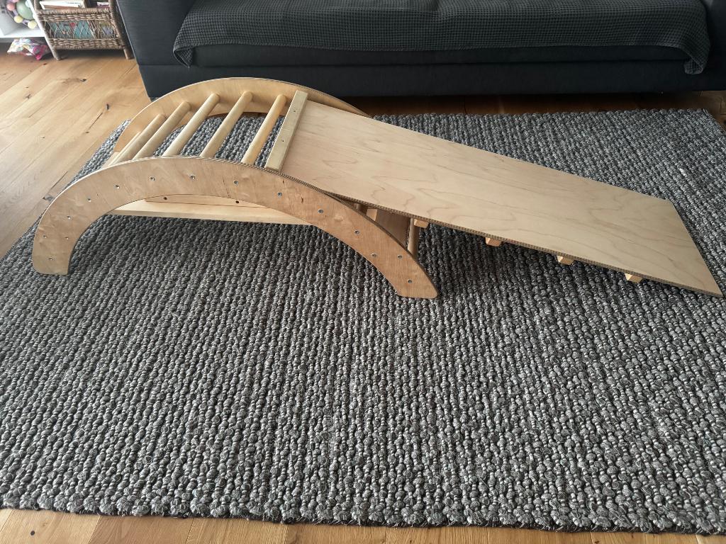 Houten glijbaan klimrek, Kinderen en Baby's, Speelgoed | Houten speelgoed, Ophalen, Zo goed als nieuw, Rij- of Hobbelspeelgoed