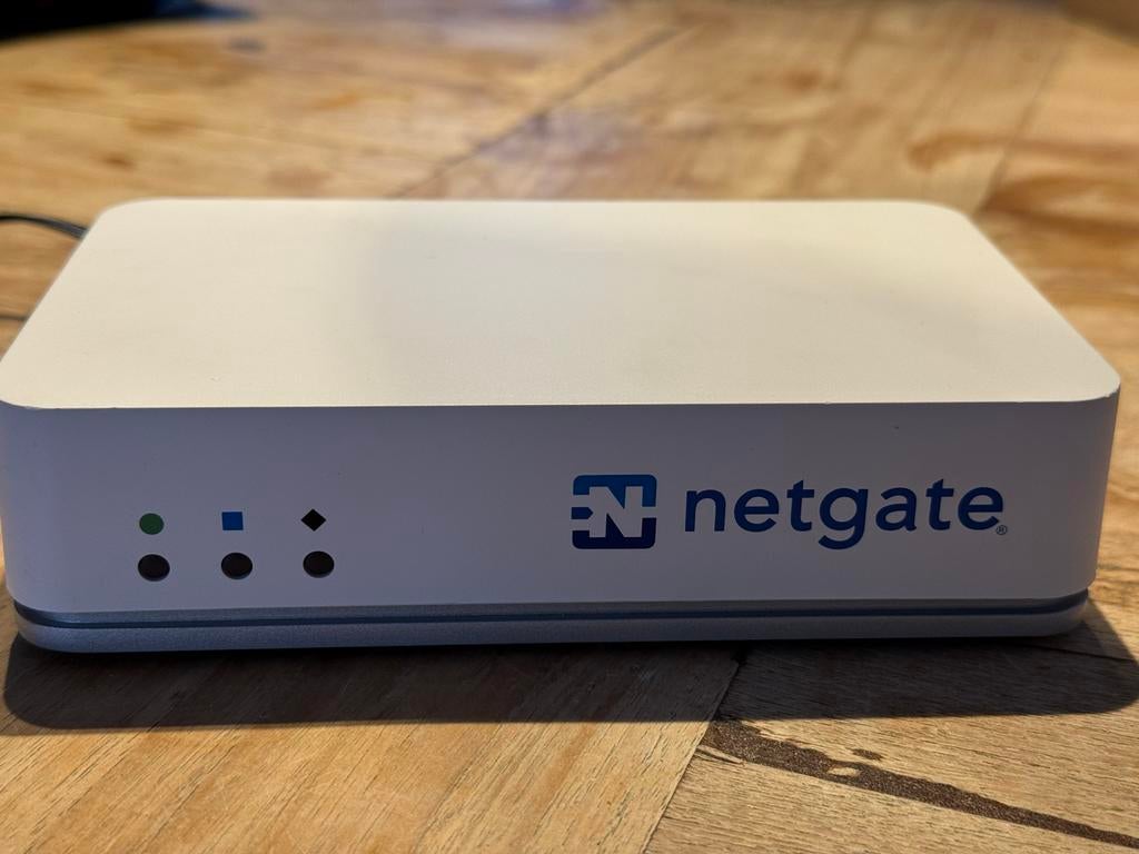 Netgate 2100 pfSense Plus Security Gateway - Top staat !!!, Computers en Software, Ophalen of Verzenden, Gebruikt, Router