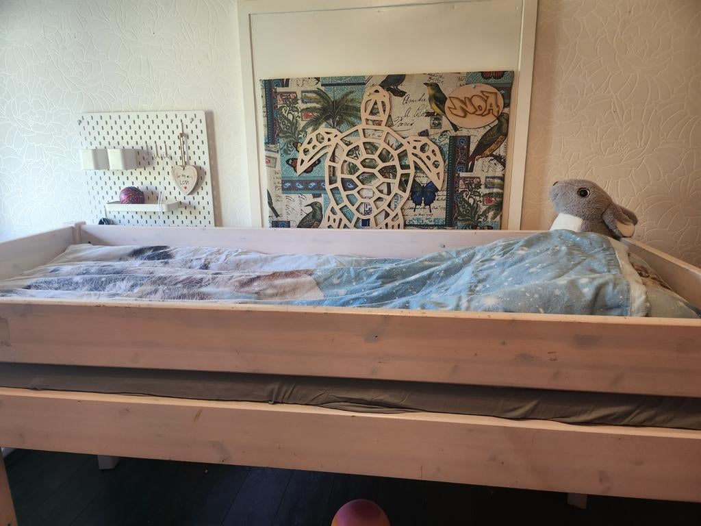 Houten hoogslaper met gordijnen, Ophalen of Verzenden, Gebruikt, Hoogslaper