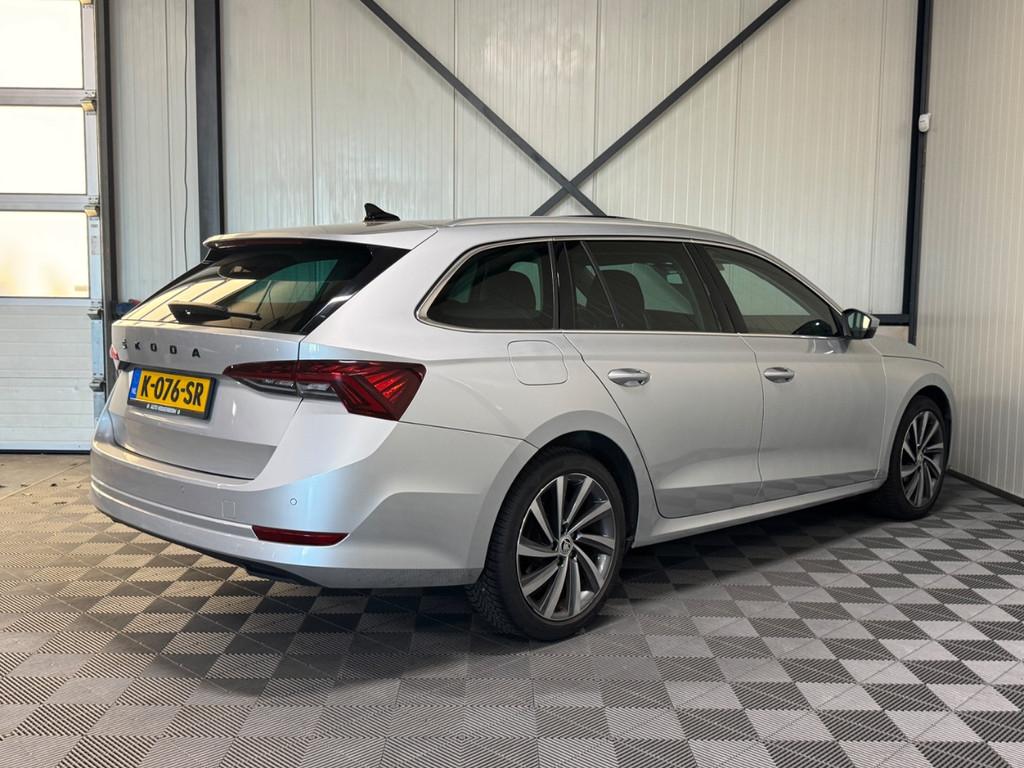 Skoda Octavia Combi 1.0 e-TSI | Business Plus | Pano | Navi, Gebruikt, Euro 6, 23 km/l, 3 cilinders
