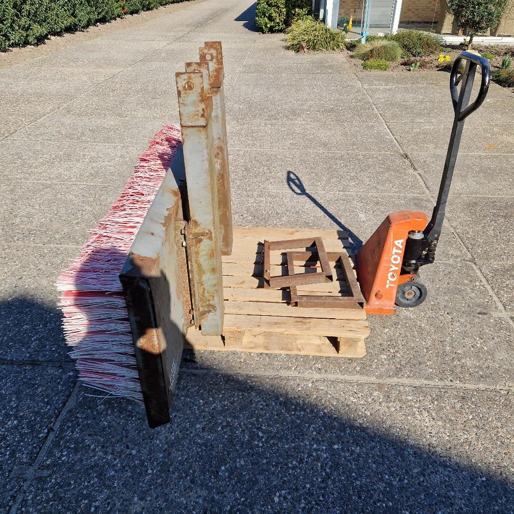 Veegbezem . Inveegbezem.  Bezem. Vegen, Tuin en Terras, Veegmachines, Ophalen, Gebruikt