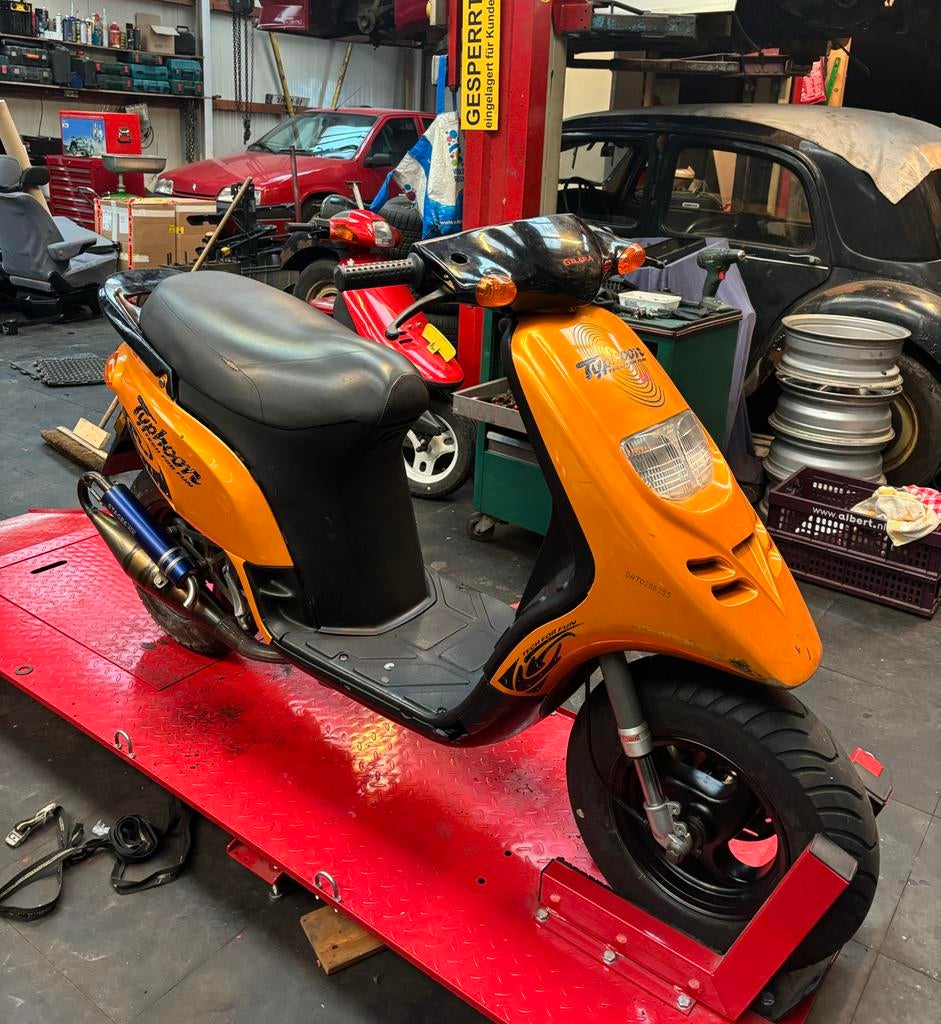 Gilera/Piaggio Typhoon 70cc op bromkenteken ook te ruil, Ophalen, Gebruikt, Tweetakt, Overige modellen