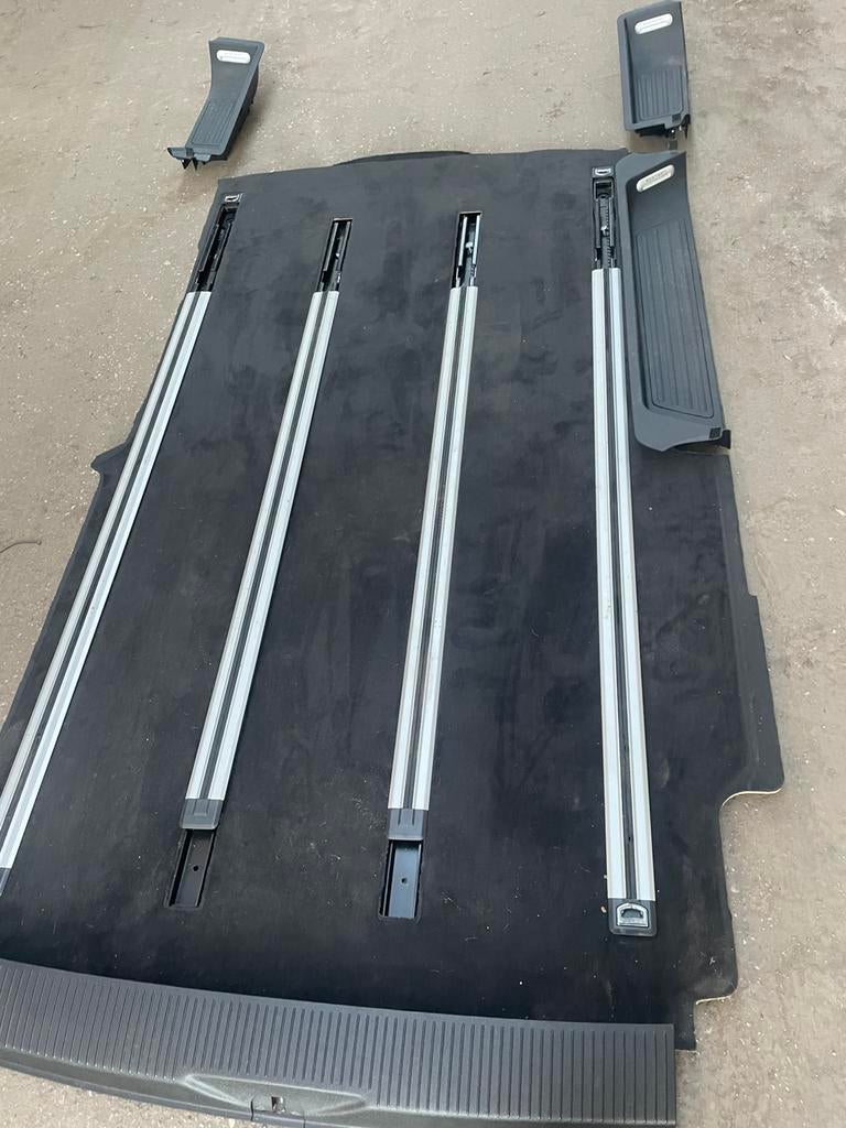 Vw Transporter multivan vloer met railsen instapbakken T6 L1, Auto-onderdelen, Interieur en Bekleding, Volkswagen, Gebruikt, Ophalen of Verzenden