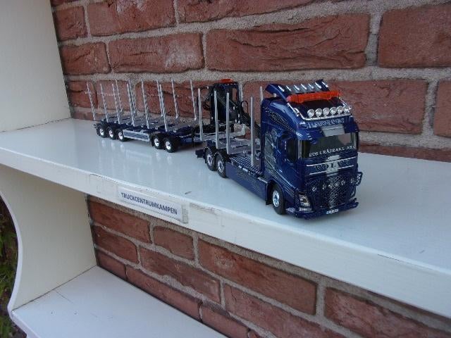 Tekno  Volvo  FH4  Globetrotter  van  Eds  Trafrakt., Hobby en Vrije tijd, Modelauto's | 1:50, Ophalen of Verzenden, Nieuw, Bus of Vrachtwagen