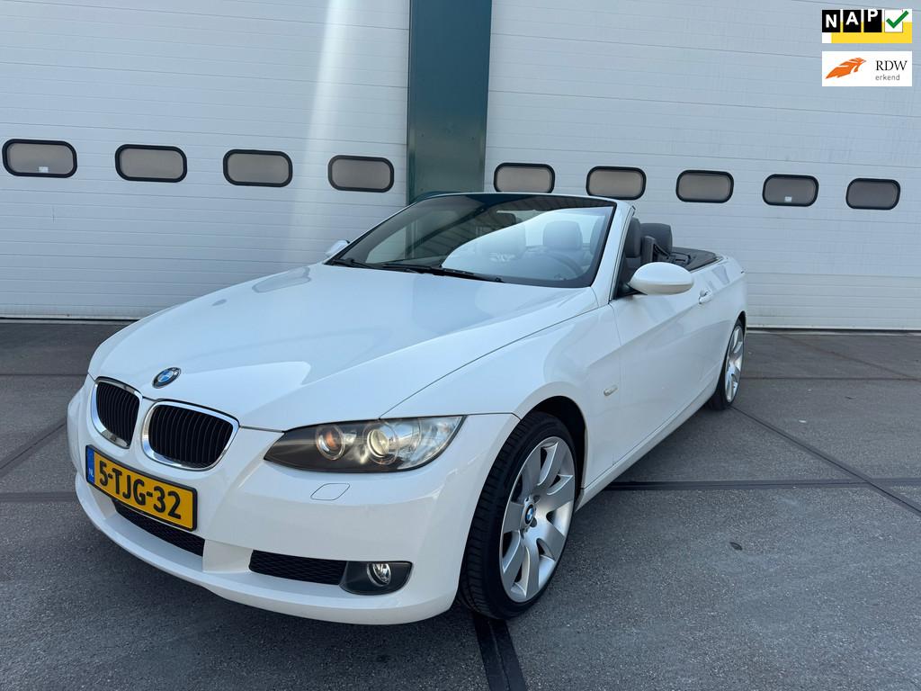 BMW 3-serie Cabrio 320i High Executive Automaat !, Achterwielaandrijving, 4 cilinders, Cabriolet, 4 stoelen