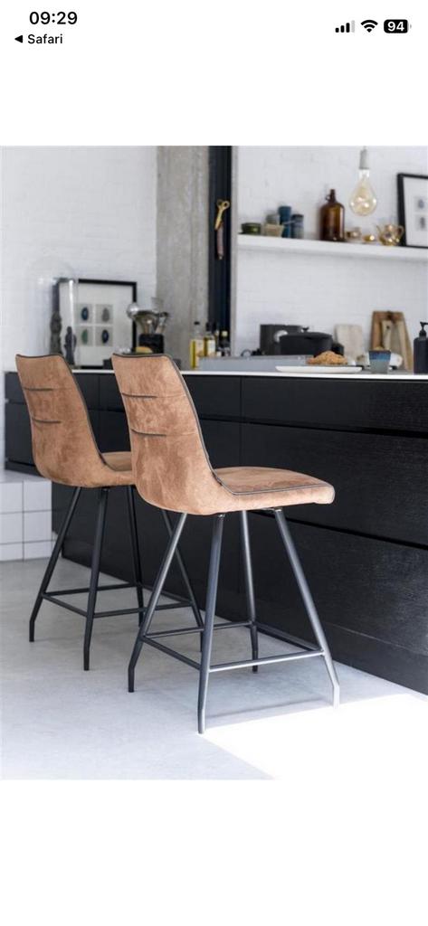 Barstoel henders en hazel 360 graden draaibaar., Ophalen, Zo goed als nieuw, Bruin, Eén