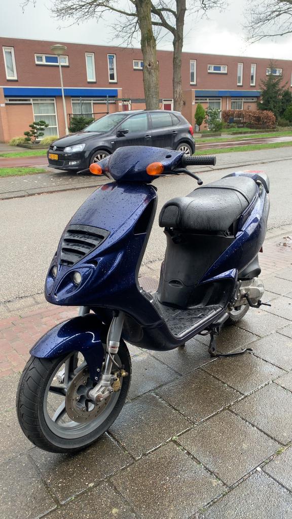 piaggio nrg mc2 125cc, Fietsen en Brommers, Scooters | Piaggio, Zo goed als nieuw, NRG, Tweetakt, Ophalen of Verzenden