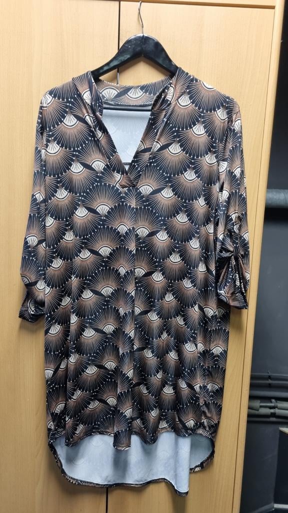 Goeduitziend tuniek met ophaal mouwtjes, Ophalen of Verzenden, Zo goed als nieuw, Maat 46/48 (XL) of groter, Bruin