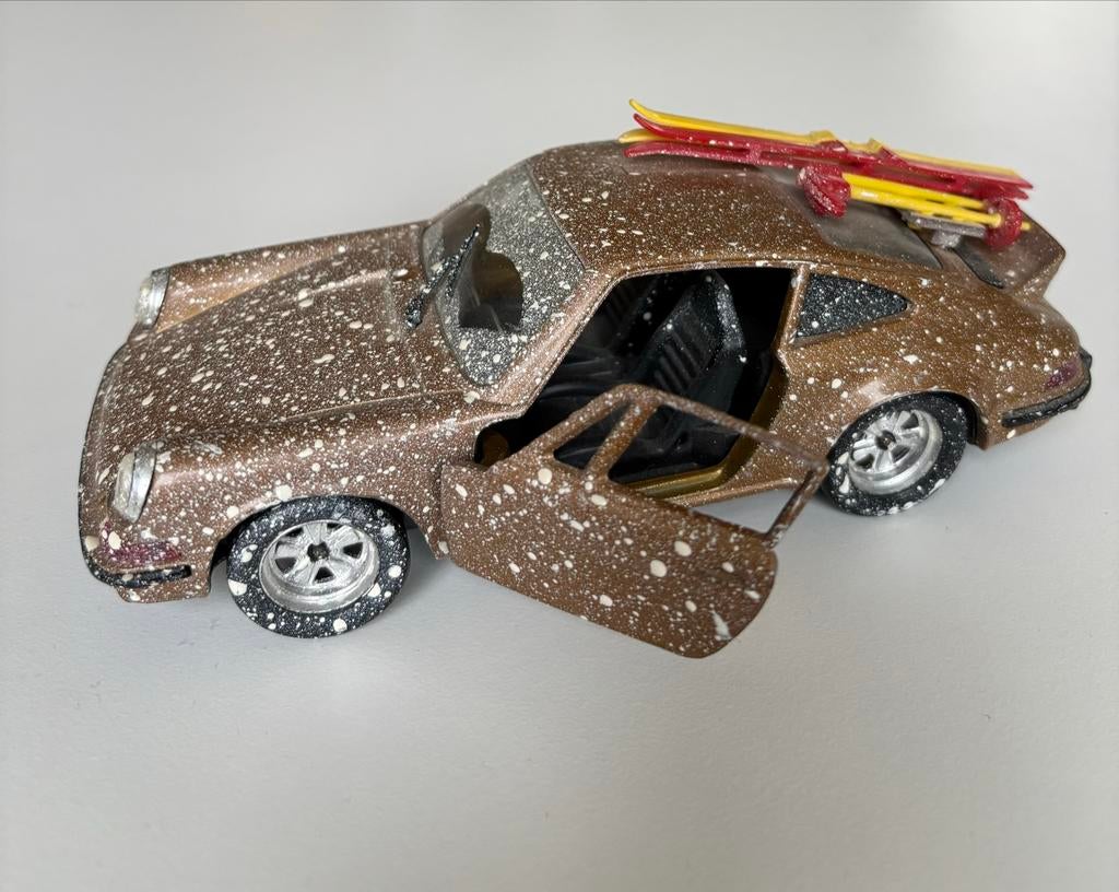 Polistil Porsche 911 Carrera met ski's - Bruin, Ophalen of Verzenden, Gebruikt, Auto