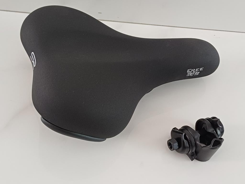 Selle Royal Fietszadel Trekking l Zadel l Zwart l compleet l, Ophalen of Verzenden, Zadel