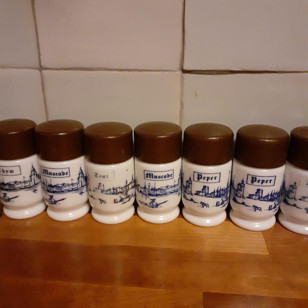 vintage kruiden potjes, Ophalen of Verzenden, Wit, Glas, Overige typen