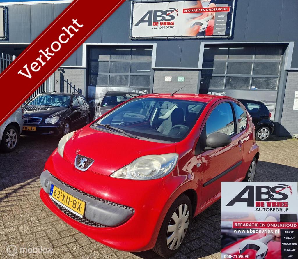 Peugeot 107 1.0-12V XS APK MAART 2027, Voorwielaandrijving, Gebruikt, 4 stoelen, 68 pk