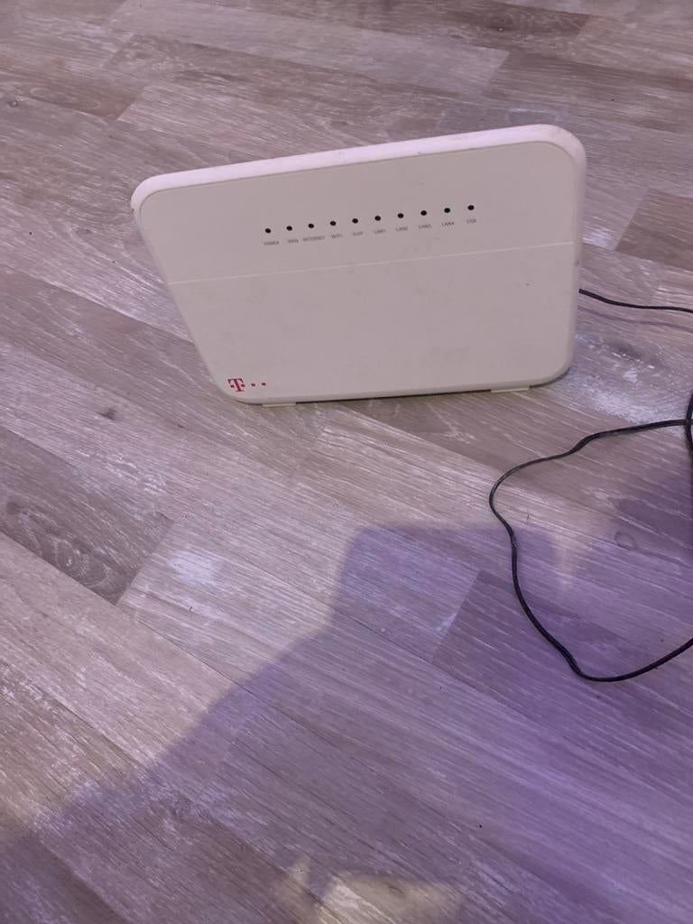 T-Mobile Huawei HG659 Router met modem, Computers en Software, Routers en Modems, Ophalen of Verzenden, Gebruikt, Router met modem