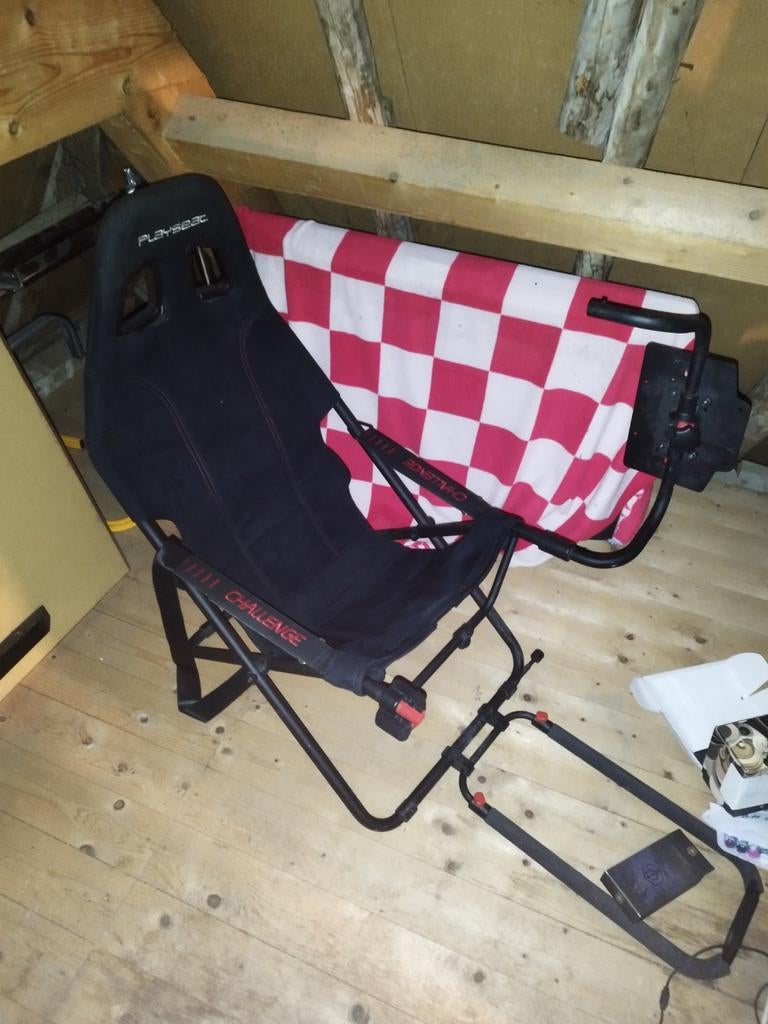 Playseat challenge, Ophalen, Zo goed als nieuw, Eén