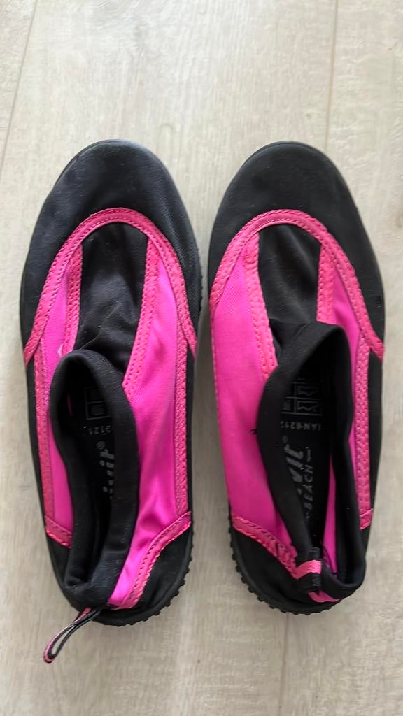 Crivit 37 dames waterschoenen roze, Ophalen of Verzenden, Gedragen, Roze