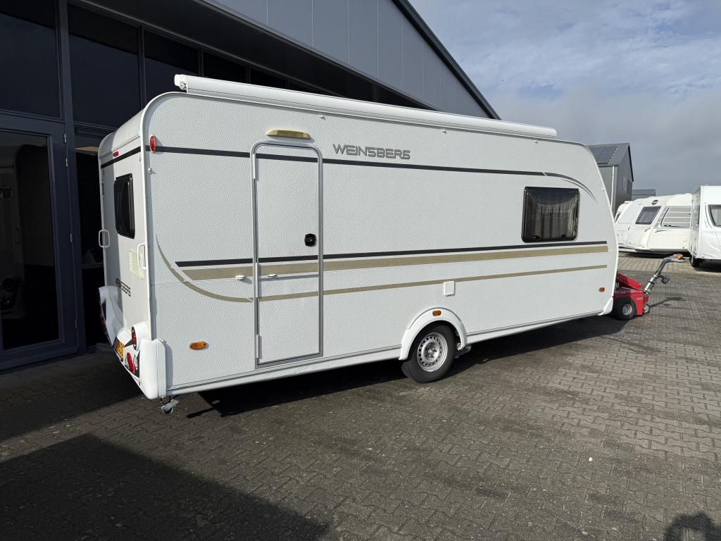Weinsberg CaraOne 500 XD Queensbed Luifel Mover Bovag 2025, Caravans en Kamperen, Overige merken, Bedrijf, Treinzit, Tot en met 3
