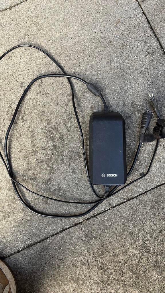 Bosch acculader,, Ophalen of Verzenden, Zo goed als nieuw