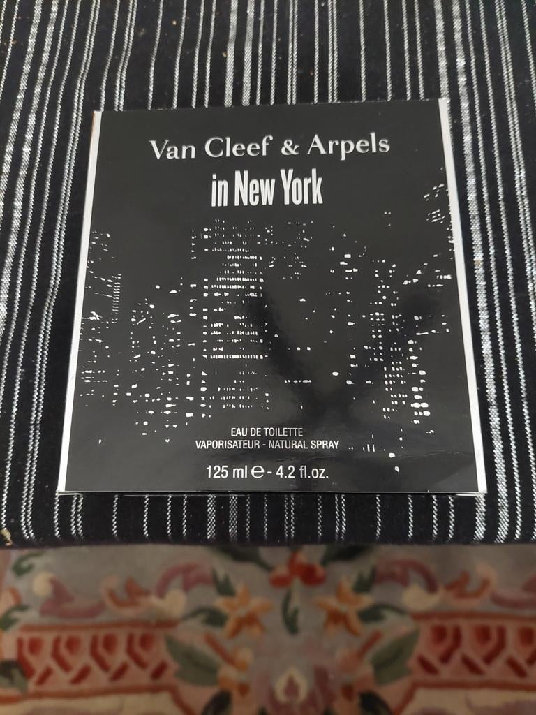 TE KOOP VAN CLEEF EN ARPELS PARFUM IN NEW YORK 125 ML., Sieraden, Tassen en Uiterlijk, Uiterlijk | Parfum, Ophalen of Verzenden