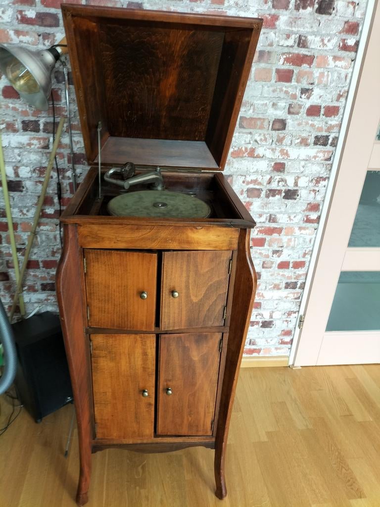 Antieke 78 toeren platenspeler in meubel, Audio, Tv en Foto, Platenspelers, Ophalen, Overige merken