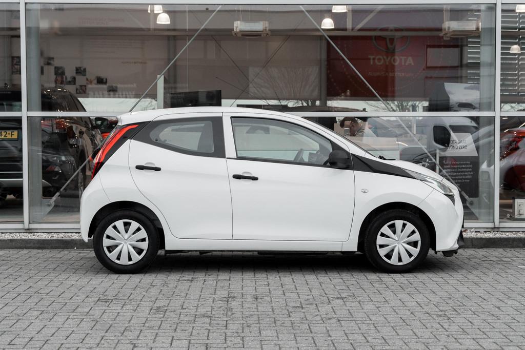 Toyota Aygo 1.0 VVT-i x-fun, Voorwielaandrijving, Stof, Gebruikt, Euro 6